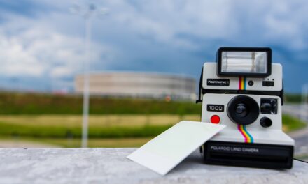 Tilbage til idyllen: Forevig familieminderne med et polaroidkamera